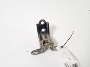 Kia Niro (2016–2022) Front door lower hinge 79320-2E000 - 2
