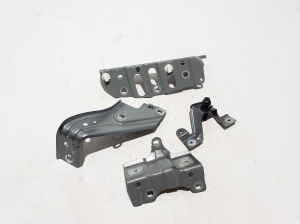 RENAULT Clio V (2019–2026) Halter Kotflügel vorne 641C04310R - 3