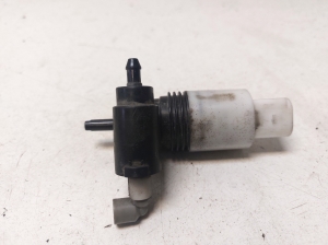 Front windshield washer pump - 2048660521