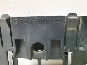 Mercedes Benz GLK-Class 204 (2008–2015) Sonstiger Halter A2075400240 - 2
