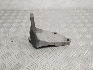 NISSAN Leaf II (2017–2026) Motorhalter - 4