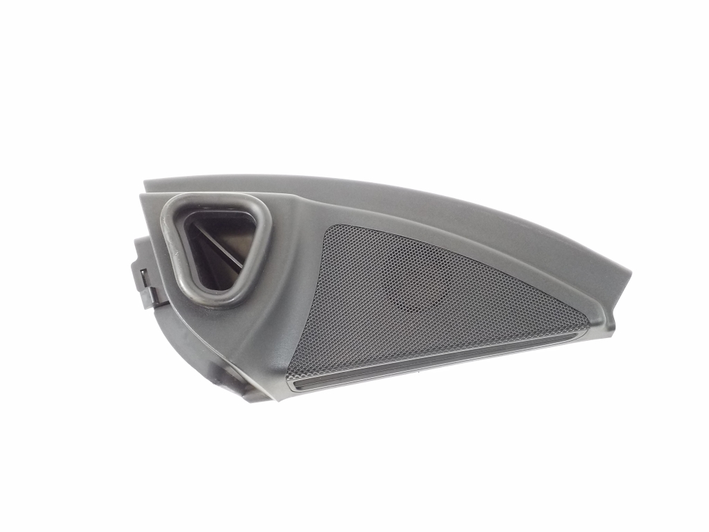 Mercedes Benz ML-Class 164 (2005–2011) Esiukse muu osa A1647201670 Mercedes Benz ML-Class 164 (2005–2011) Esiukse muu osa A1647201670