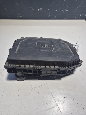 FIAT Panda (2012–2026) Luftfiltergehäuse 52109535 - 4