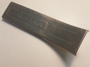 Jaguar XJ (2009–2026) Inner sill trim AW93F13245 - 2