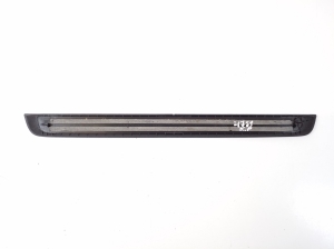 Infiniti Q30 (2015–2018) Inner sill trim 769B05DA0A - 2