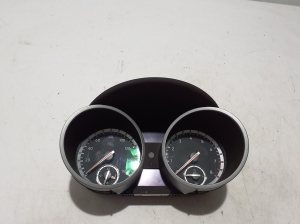   Instrument cluster  - A1715403747 