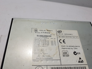 Mercedes Benz SLK-Class 171 (2004–2011) Radio (head unit) A1718704394 - 3