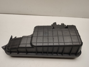 Mercedes Benz CLS-Class 218 (2011–2018) Other vacuum part A0008003119 - 4