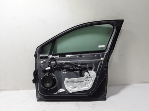 RENAULT Clio V (2019–2026) Front door 801005036R - 2