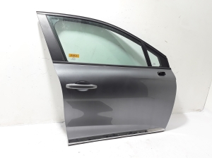 RENAULT Clio V (2019–2026) Front door 801005036R - 3