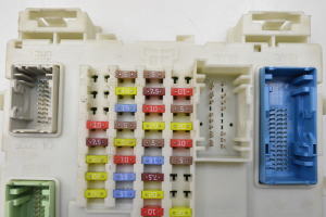 Ford Focus (2011–2018) Interior fuse box BV6N14A073FP - 4