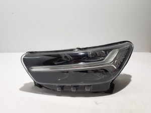 Scheinwerfer vorne - 31108950