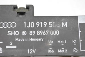 Skoda Fabia MK 2 (2007–2014) Dzesēšanas ventilatora relejs 1J0919506M - 2