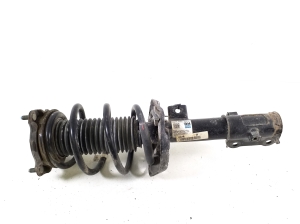 Kia Niro (2016–2022) Front shock absorber and its components - 3