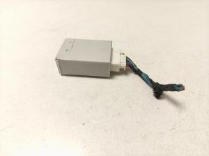 BMW 3 SERIES G20 (2018–2026) Fuel pump control module 9846109 - 2