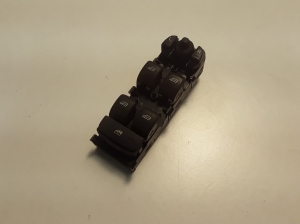 VOLVO V40 (2012–2019) Front door glass switch 31453232 - 4