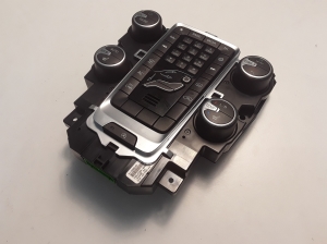 VOLVO V40 (2012–2019) Heater control panel 31398642 - 2