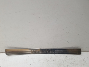 Inner sill trim - A2046800135