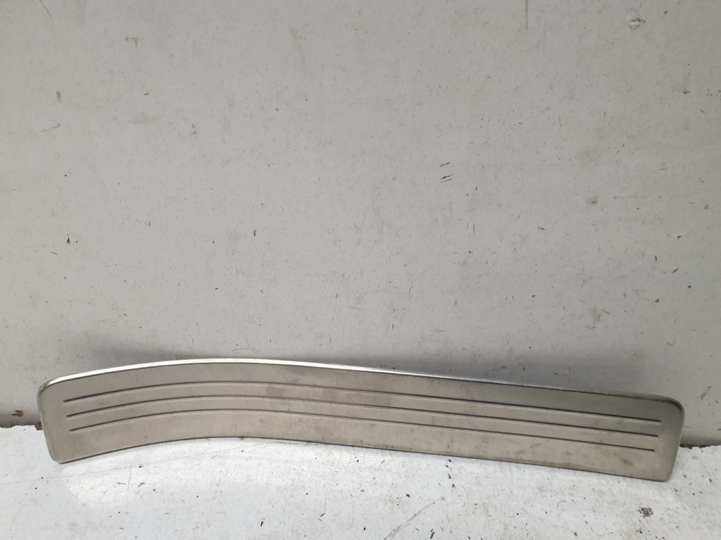 Mercedes Benz GLK-Class 204 (2008–2015) Inner sill trim A2046800335 Mercedes Benz GLK-Class 204 (2008–2015) Inner sill trim A2046800335