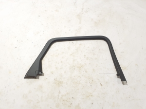   Autre pièce de porte latérale arrière  - 8B9867671 