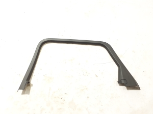   Other part of rear side door  - 8B9867672 