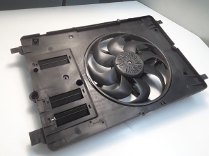 VOLVO V40 (2012–2019) Dzesēšanas ventilators un tā daļas 31439882 - 3