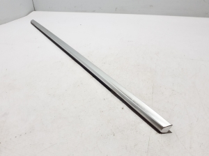 AUDI A5 (2016–2026) Rear side door outer window molding 8B3839476 - 4