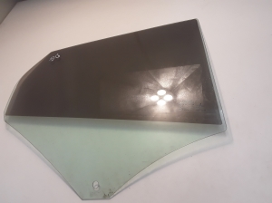VOLVO V40 (2012–2019) Aizmugurējo sānu durvju stikls 31386767 - 3
