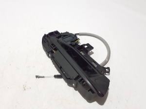 AUDI A5 (2016–2026) Front door external opening handle and its details - 5