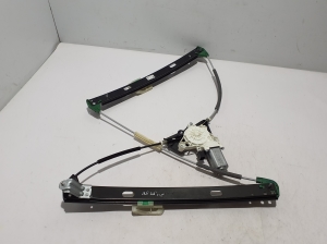 AUDI A5 (2016–2026) Front door window regulator 4P0837461A - 2