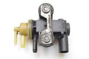 Skoda Rapid (2011–2026) Solenoid 04L131051M - 3
