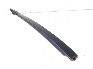 Mercedes Benz GLK-Class 204 (2008–2015) Windshield pillar outer molding A2046904462 - 4