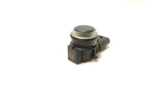 Mercedes Benz B-Class 246 (2011–2017) Rear parking sensor A0009050242 - 4