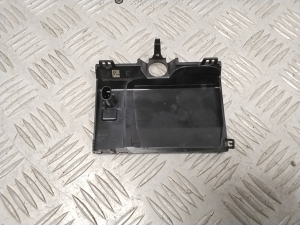 Polestar 2 II (2021–2026) Distronicu hoidik 31698056 - 4