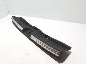 AUDI A5 (2016–2026) Rear panel interior trim 8B9863471 - 4