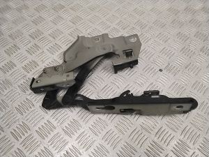 Polestar 2 II (2021–2026) Kapoti hing 31688412 - 2