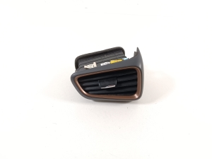 Dashboard air vent grilles - 97490G2000