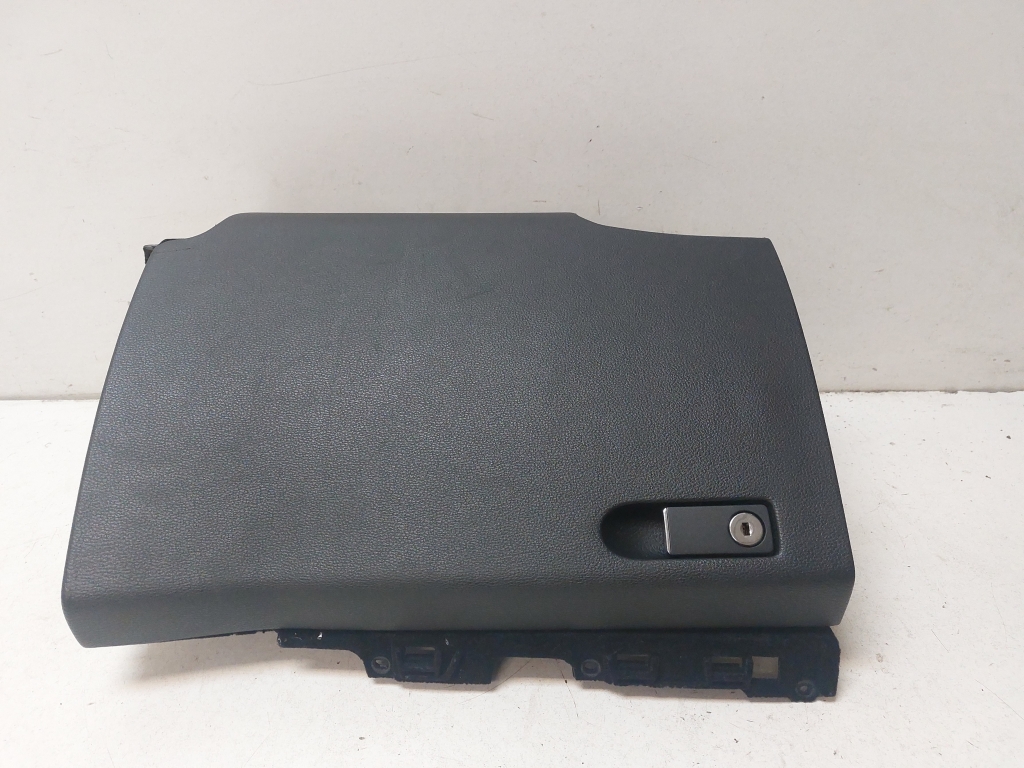 Mercedes Benz GLK-Class 204 (2008–2015) Glove box A2046801591 Mercedes Benz GLK-Class 204 (2008–2015) Glove box A2046801591