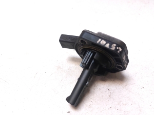 AUDI A6 C5 (1997–2005) Capteur de niveau d’huile 1J0907660B - 4