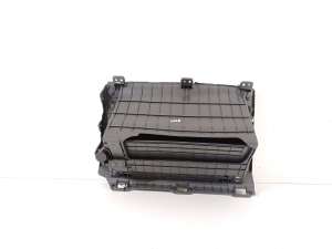 Hyundai IONIQ (2016–2026) Glove box 84540G2100 - 3