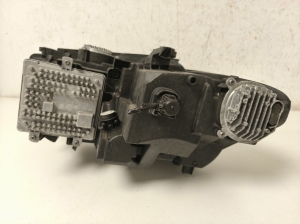 BMW 3 SERIES G20 (2018–2026) Esituli 9481704 - 9