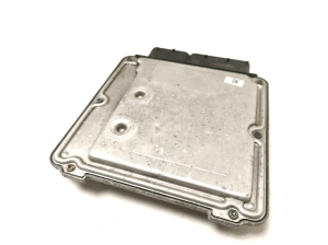 Kia Sorento (2009–2014) Engine control unit 391012F020 - 3