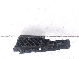 Mercedes Benz GLK-Class 204 (2008–2015) Front grille bracket A2048851036 - 2