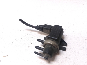 Volkswagen Caddy III (2004–2015) Magnetventil 1J0906627C - 2