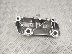 Polestar 2 II (2021–2026) Engine bracket 31686307 - 2
