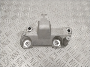Motorhalter - 31686307