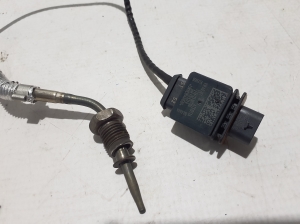 AUDI A5 (2016–2026) Exhaust gas temperature sensor 06R919529B - 3