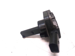 Volkswagen Golf IV (1997–2003) Eļļas līmeņa sensors 1J0907660B - 3