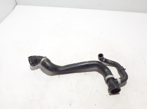   Radiator hose  - 80A122293M 