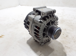 Lichtmaschine - 06R903023B